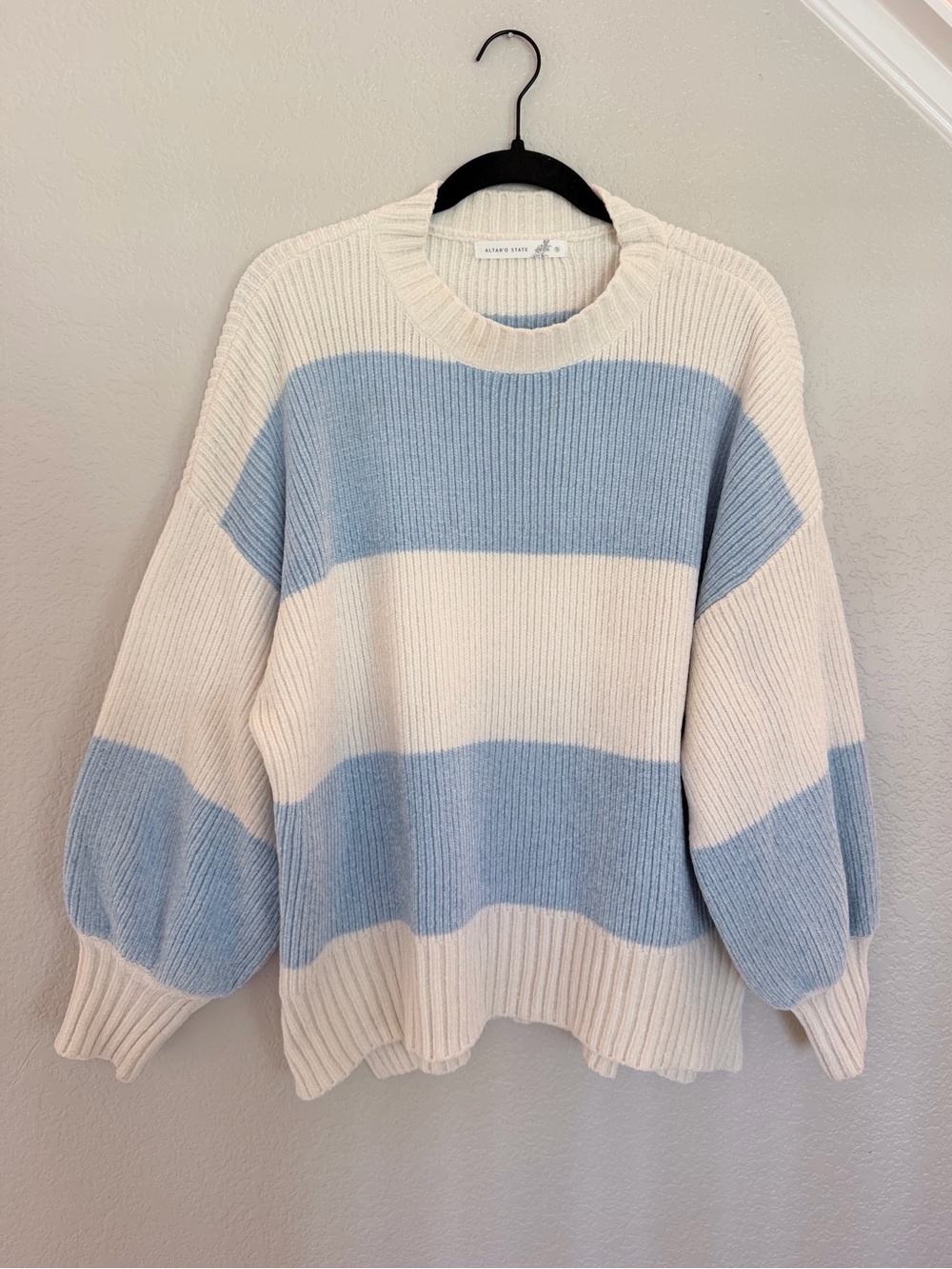 Altar’d State Chunky Chenille Colorblock Striped Sweater Cream Blue Small